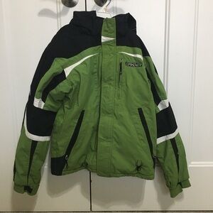 Boys size 16 Spyder winter coat / ski coat green and black